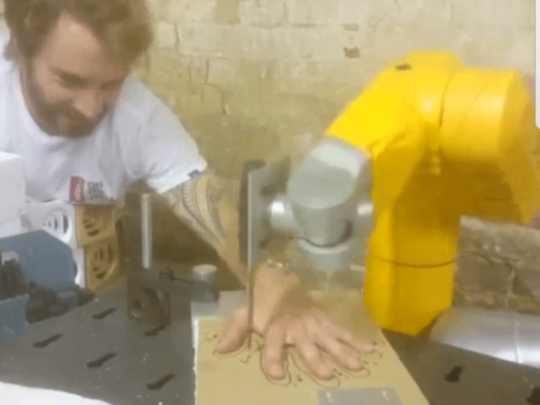 knife-wielding robot